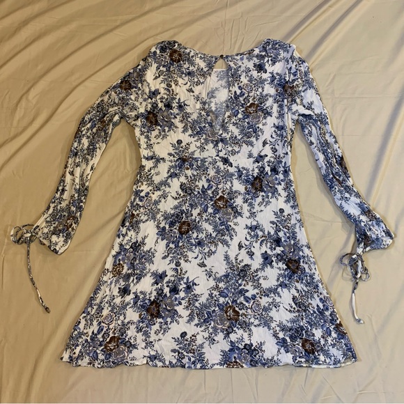 American Eagle Floral Dress - Picture 7 of 10
